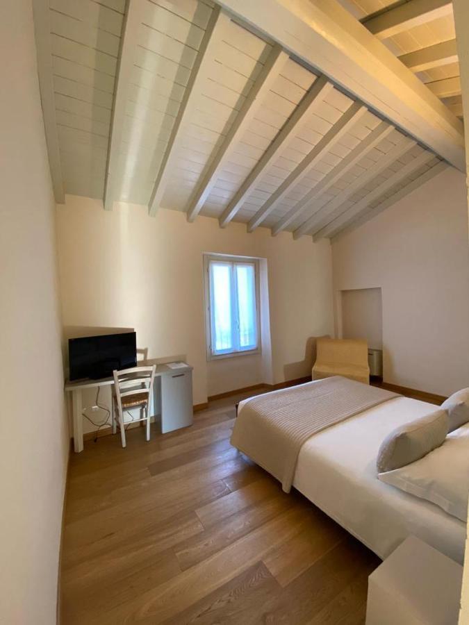 Dall Ingles Bed & Breakfast Cavriana ภายนอก รูปภาพ