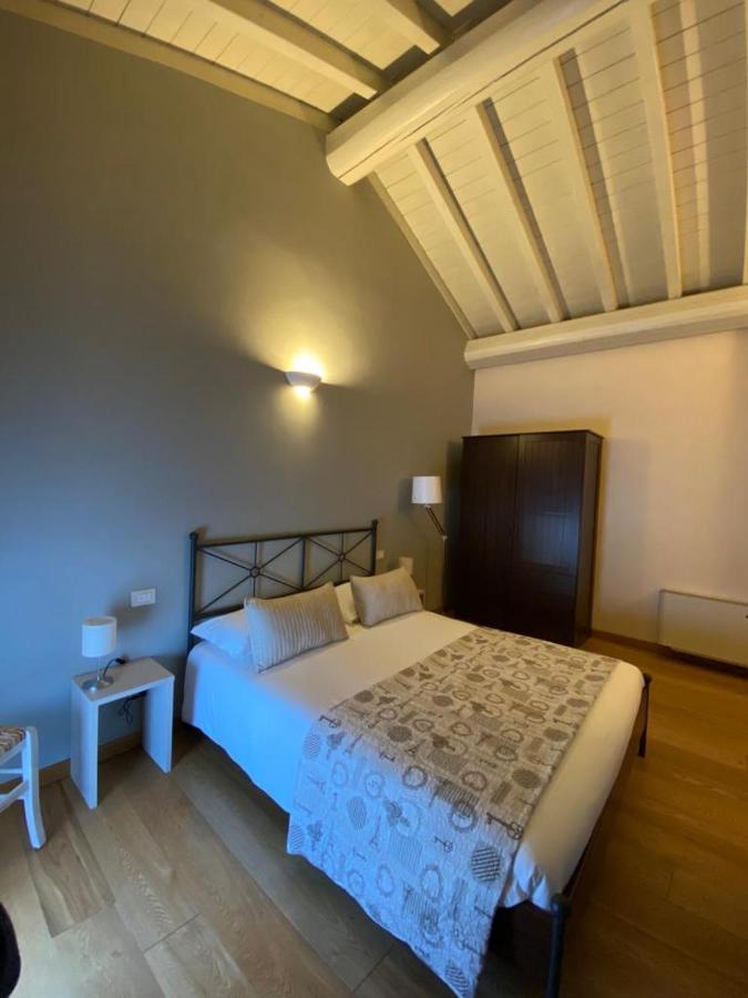 Dall Ingles Bed & Breakfast Cavriana ภายนอก รูปภาพ